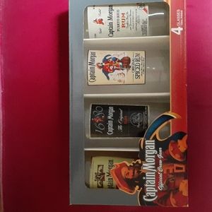 NWOT Set Captain Morgan Glasses